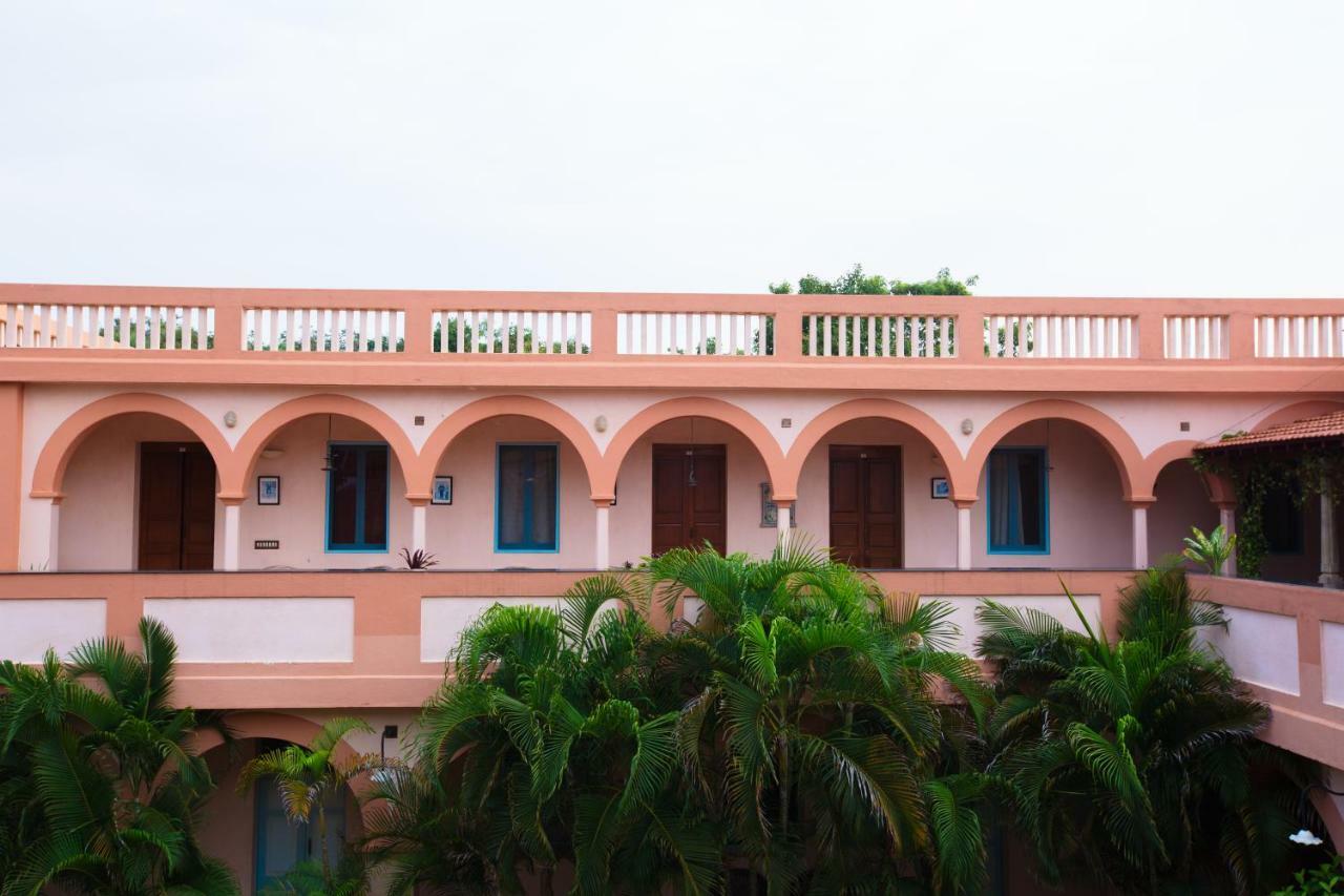 Lily Pool Villa Pondichéry Extérieur photo